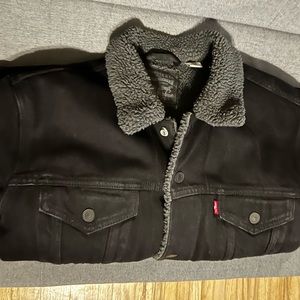 Levis Sherpa black denim trucker jacket size large